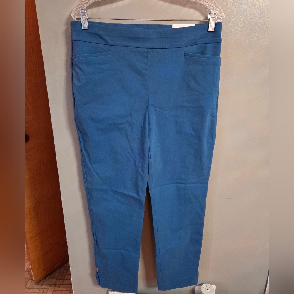 Chico's Blue Cropped Pants